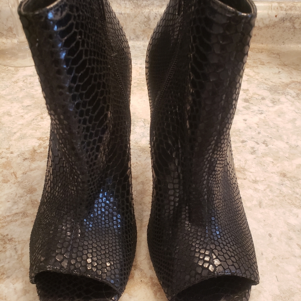 Steve Madden Booties